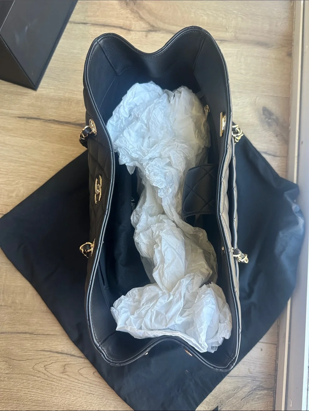 CHANEL quilted tote